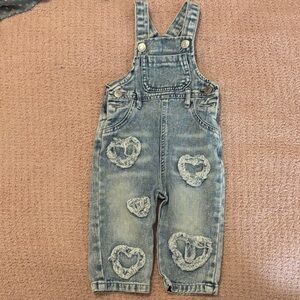 SHEIN Blue Heart Embellished Kids Overalls